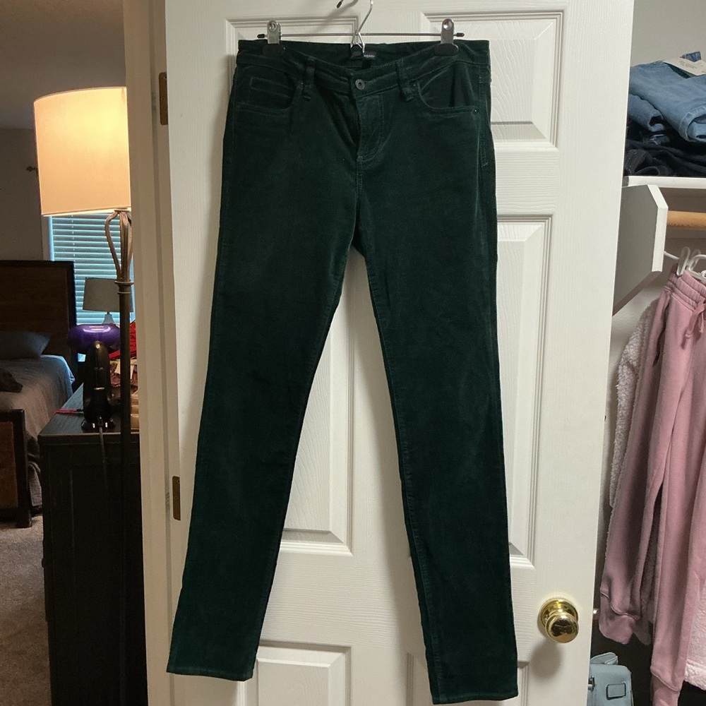 Women's Skinny Pants in Dark Green Corduroy